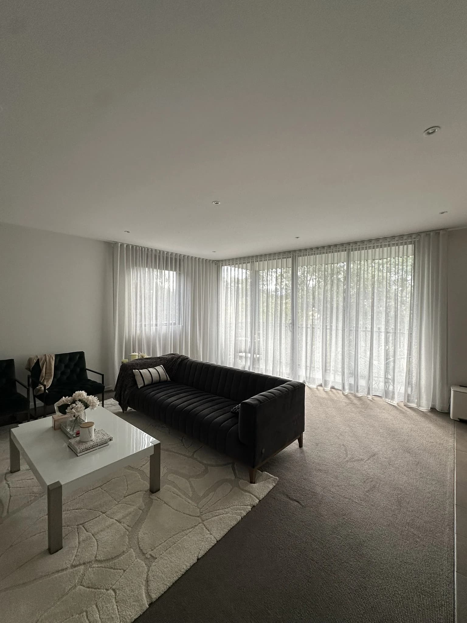 Bended Sheer Curtains for Apartment detail 3