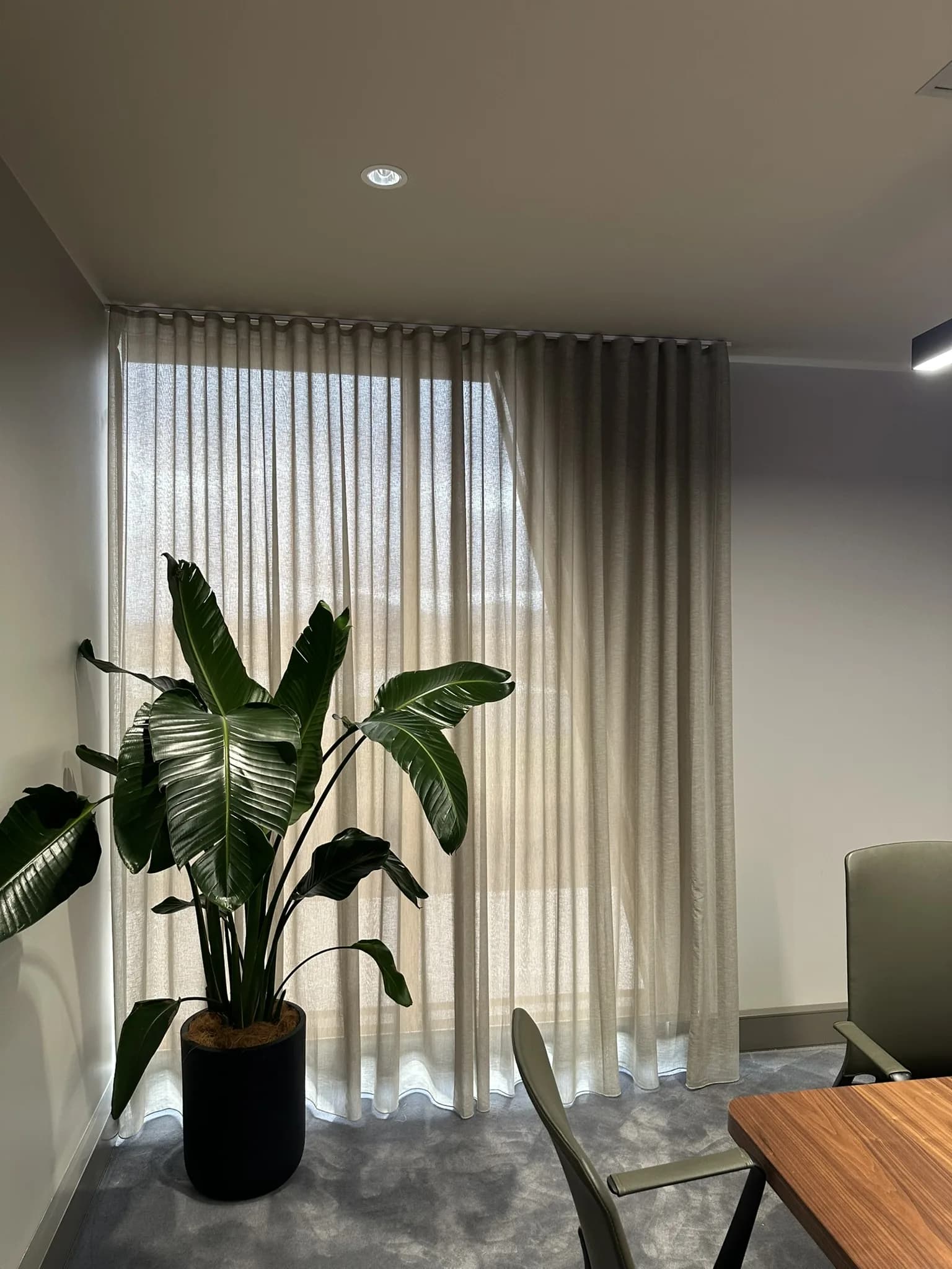 Commercial Sheers and Screen Rollers for Office Fitout detail 4