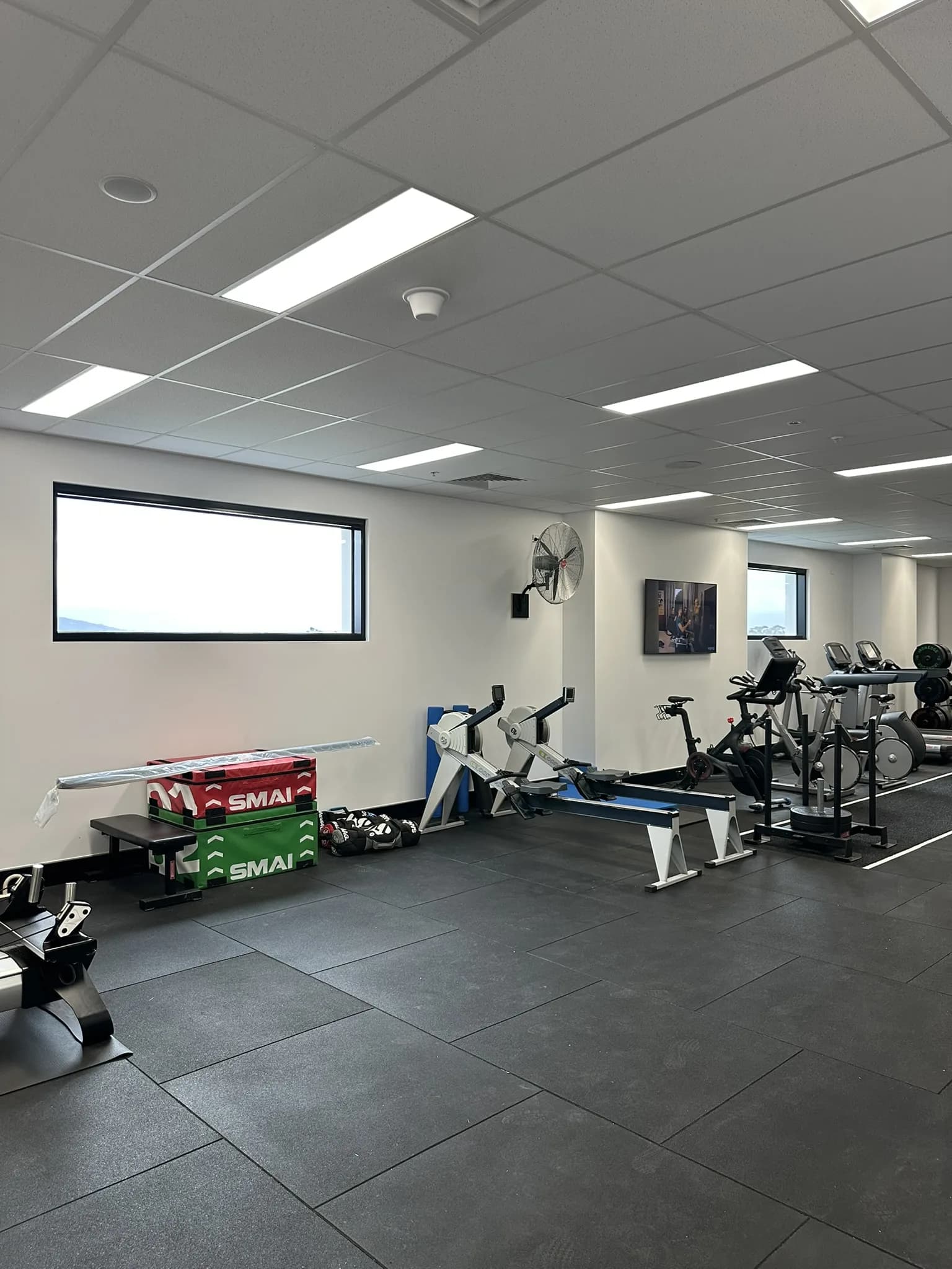 Commercial Sheers and Screen Rollers for Office Fitout, photo 10 of 13