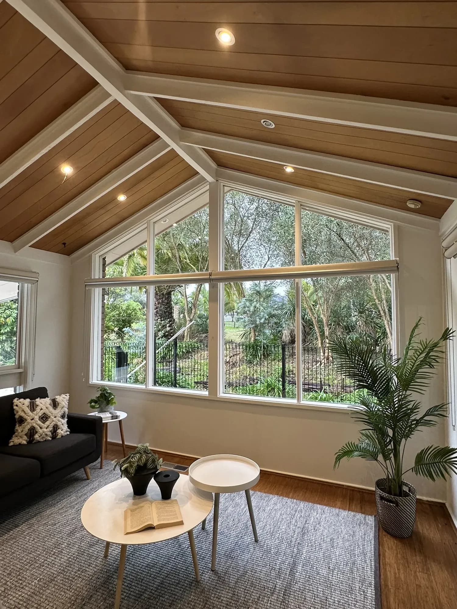 Screen and Blockout Roller Blinds for Large Prestigious Home detail 2